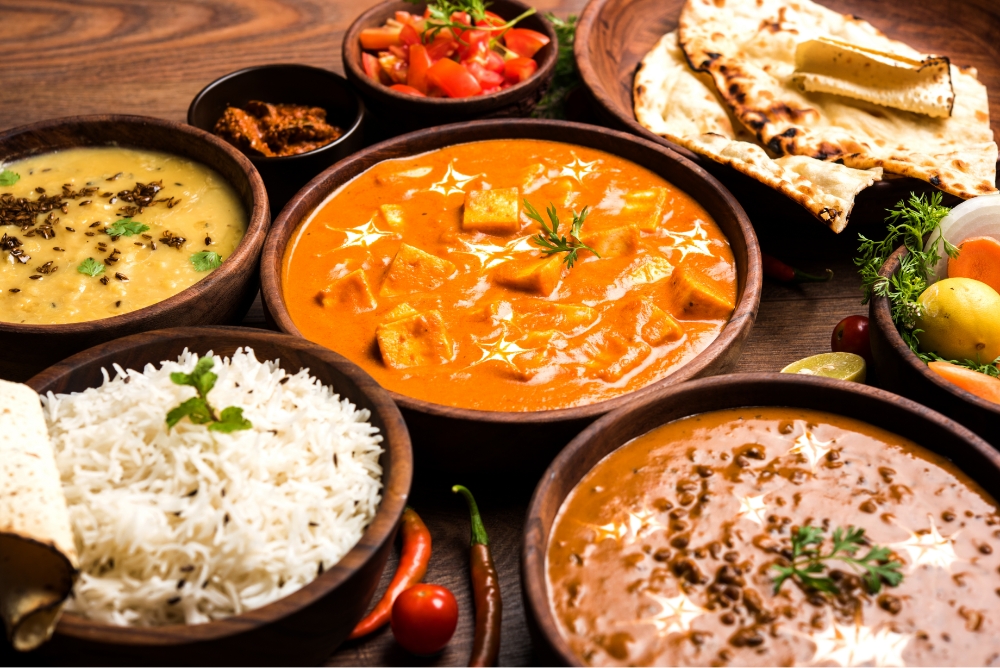3. ビリヤニとはカレーや似た料理とどう違う？