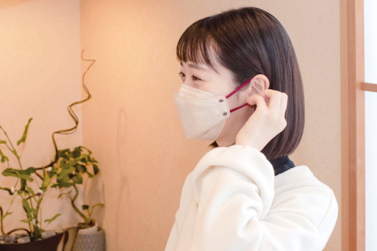 シャープクリスタルマスク（ふつうサイズ）＜ベージュ系レッド＞