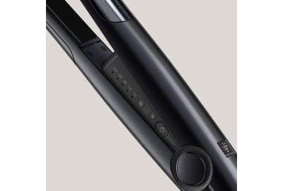 ヘアアイロンの温度は何度が正解？髪のダメージを防ぐ使い方